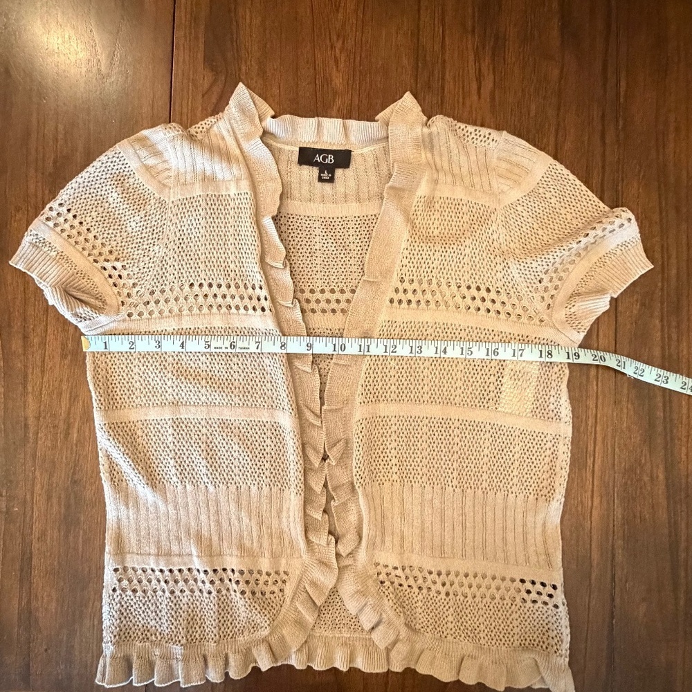 NWT AGB Tan Knit Crochet Ruffle Puff Sleeve, Size Large - Picture 13 of 14